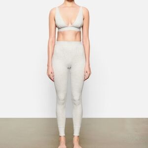 SKIMS Light Grey Seamless Ribbed Leggings